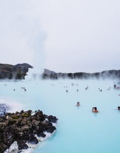 Hot Pots in Island - Heiße Quellen als Treffpunkt und Ort der Entspannung