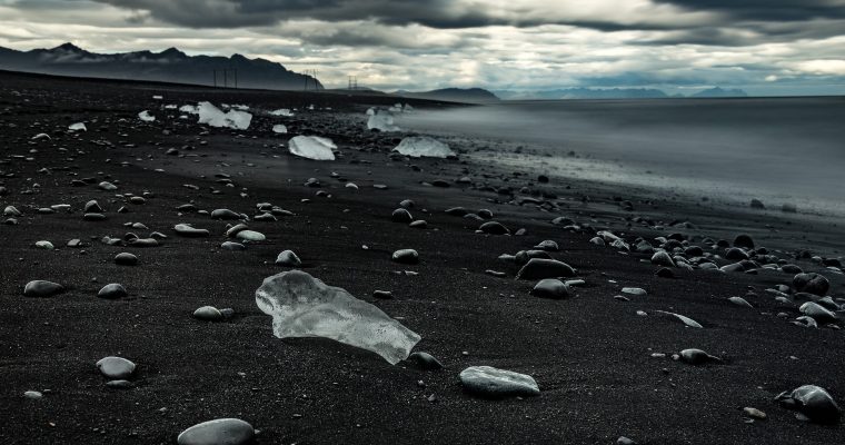 5 schwarze Strände in Island – So findet ihr sie