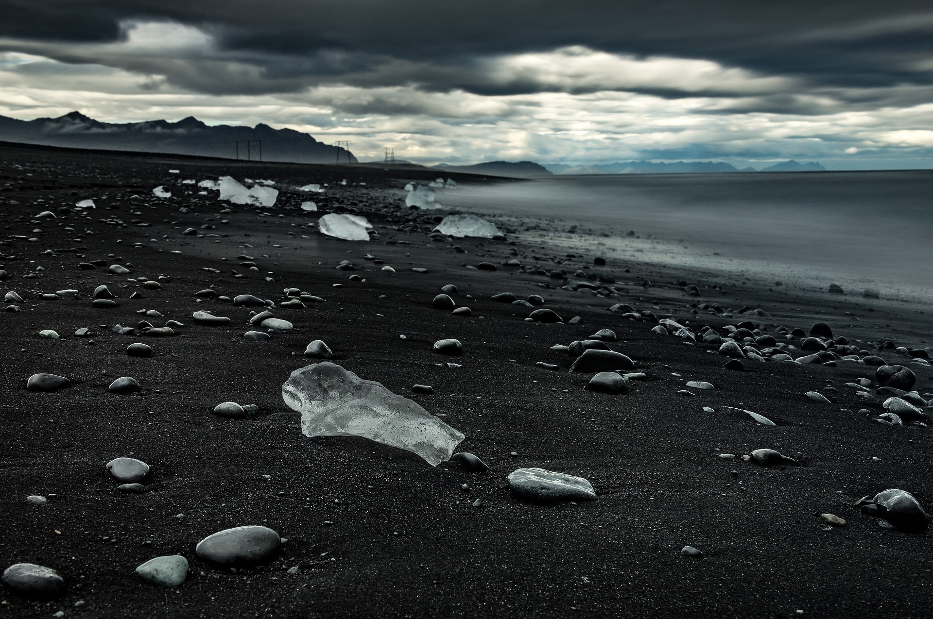5 schwarze Strände in Island – So findet ihr sie